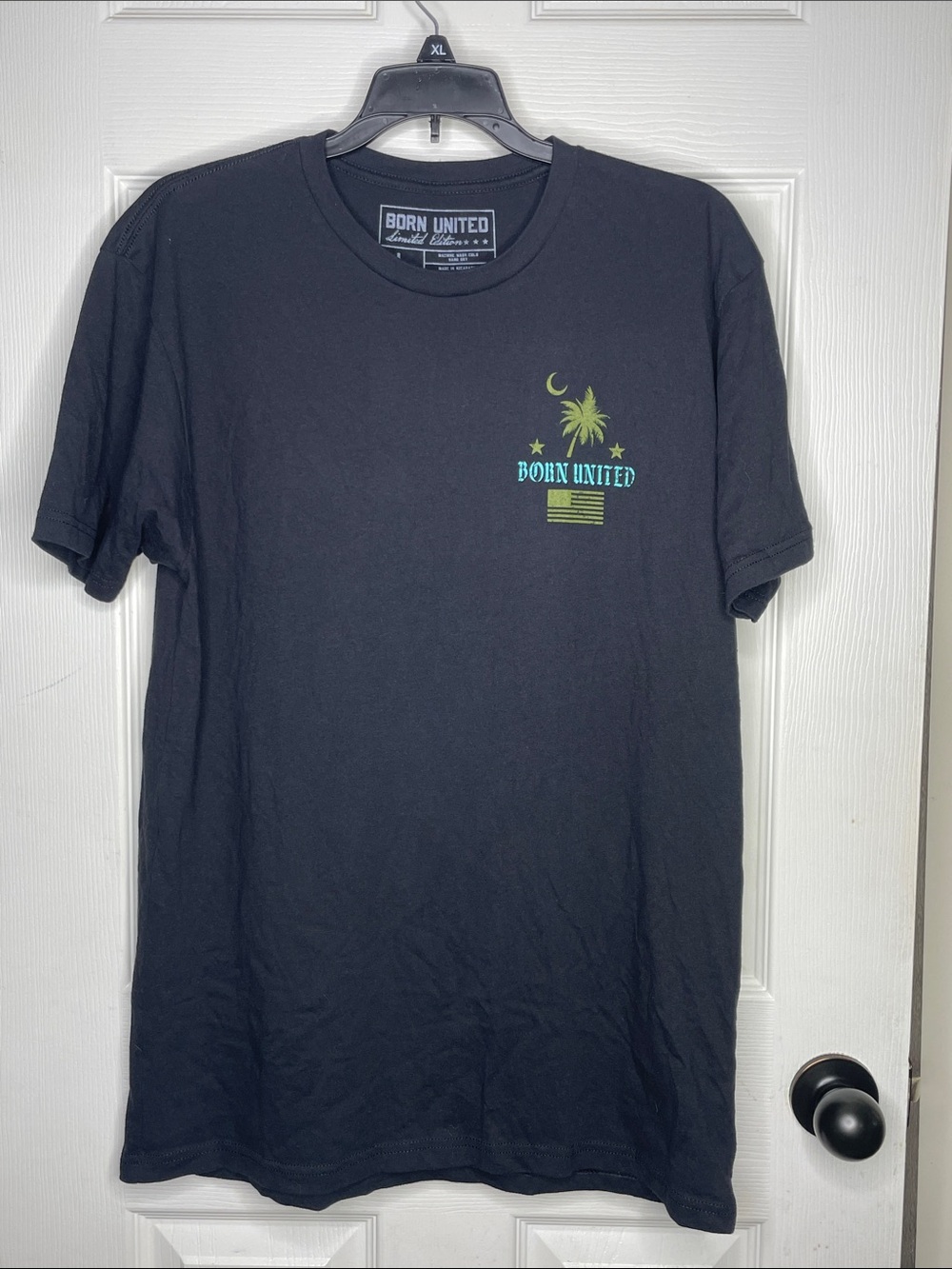 Men's Born United Black Short Sleeve Palm Logo Tee. Size L